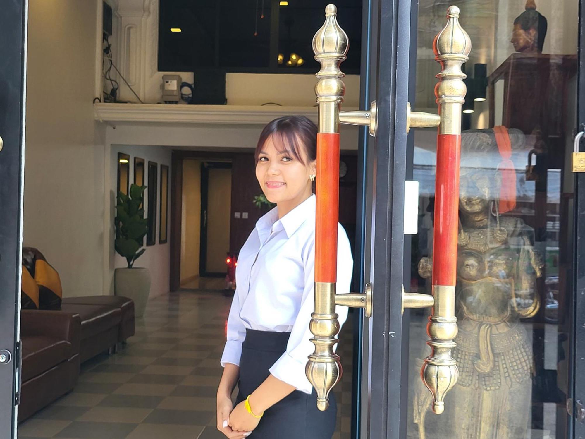 Sun Chakra Boutique Hotel Phnom Penh Exterior foto